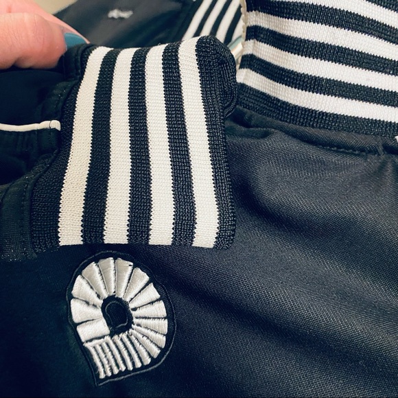 Akademiks Jeanius Level Products full-zip jacket - Picture 11 of 16